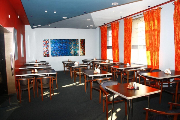 Hotel Sputnik (Minsk)
